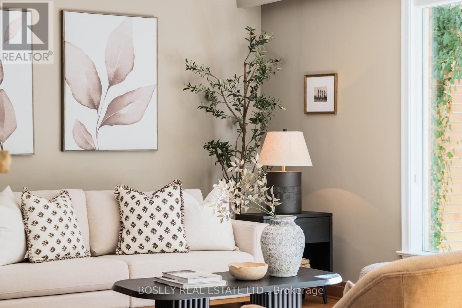 25 Ayre Point Road, Toronto, Ontario  M1M 1G4 - Photo 6 - E12454610