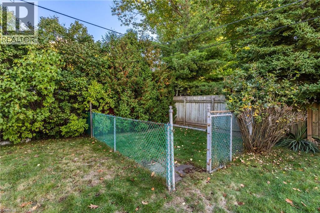 241 Tottenham Road, Burlington, Ontario  L7L 4G5 - Photo 38 - 40778054