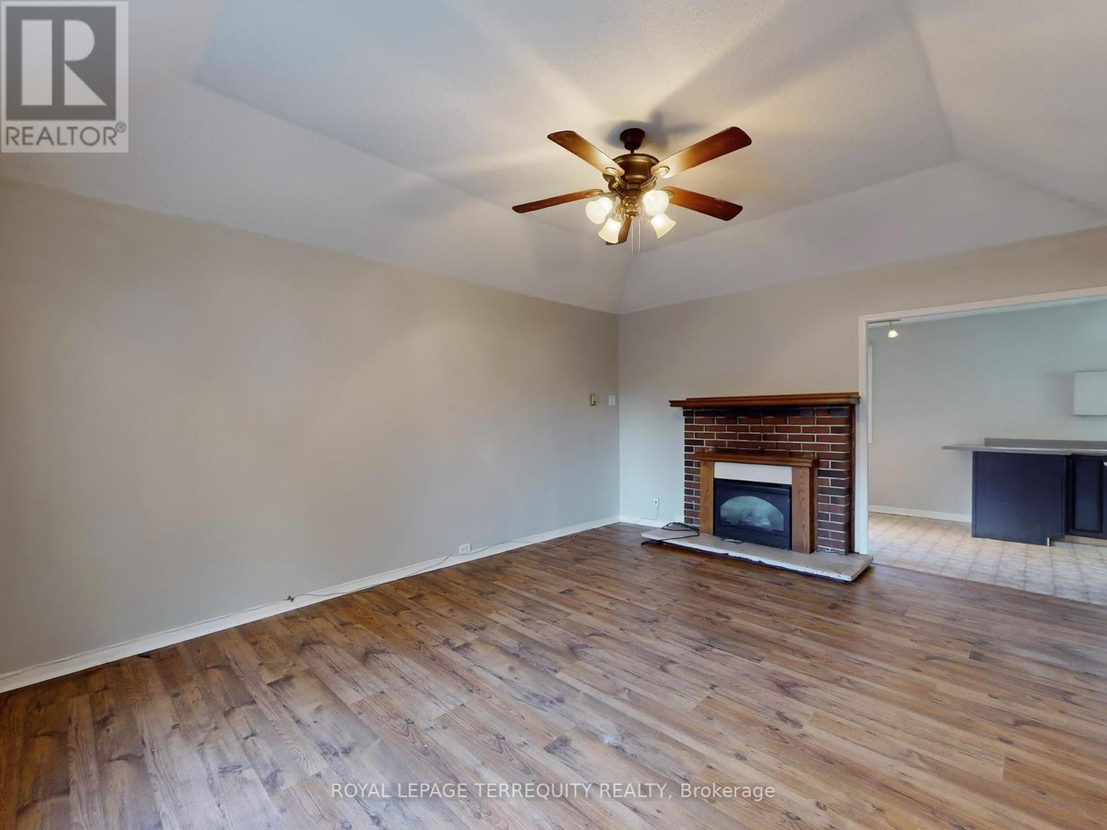 40 Brennan Avenue, Barrie, Ontario  L4N 3X3 - Photo 17 - S12440160
