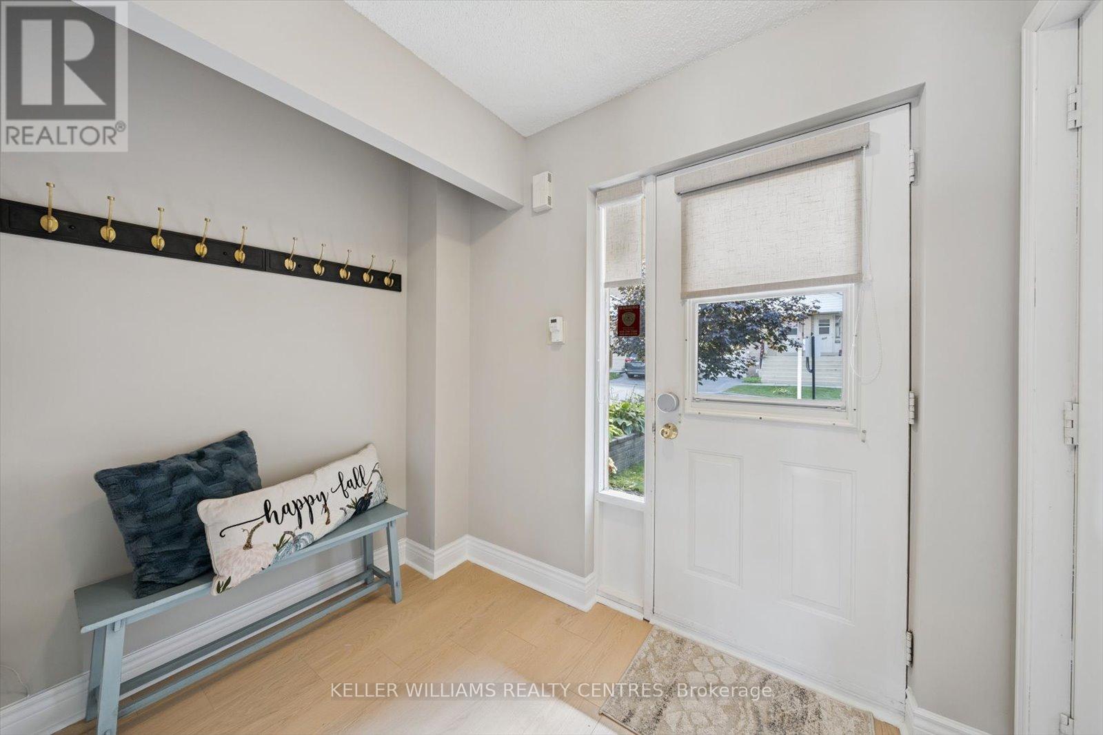 597 Gibney Crescent, Newmarket, Ontario  L3X 1Y3 - Photo 21 - N12456077