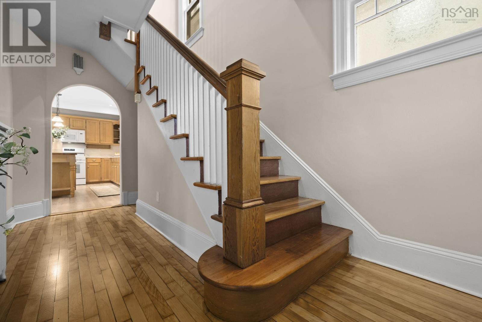 6021 Shirley Street, Halifax, Nova Scotia  B3H 2M9 - Photo 4 - 202525571