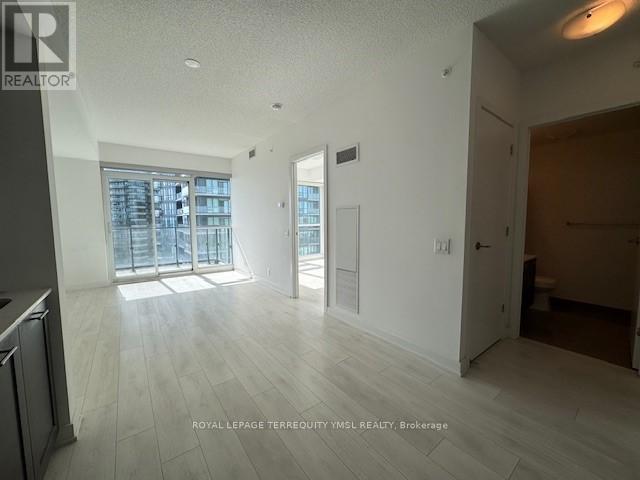 2203 - 2200 Lake Shore Boulevard W, Toronto, Ontario  M8V 1A4 - Photo 7 - W12445803
