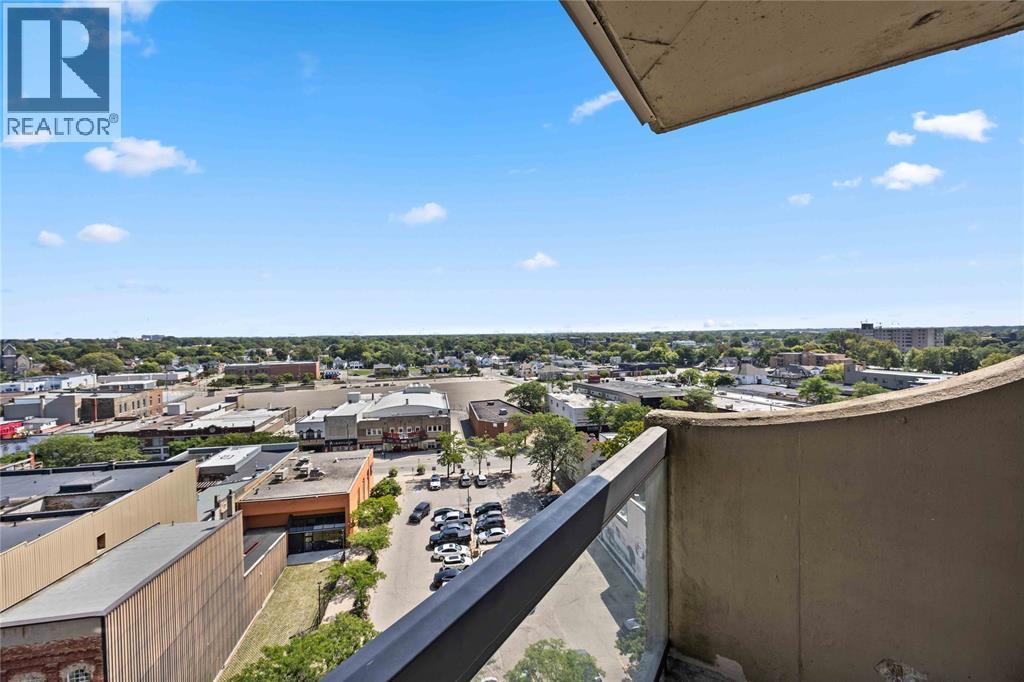 155 Front Street North, Sarnia, Ontario  N7T 7V5 - Photo 21 - 25025878
