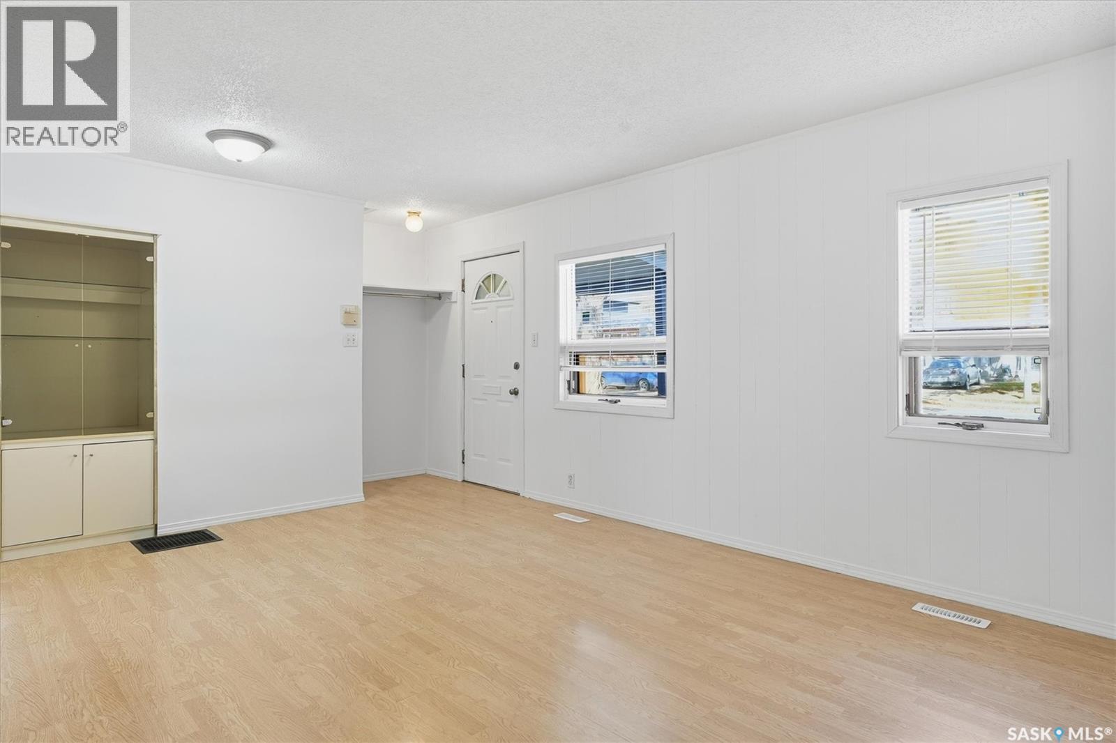524 2nd Street E, Saskatoon, Saskatchewan  S7H 1T2 - Photo 3 - SK020614