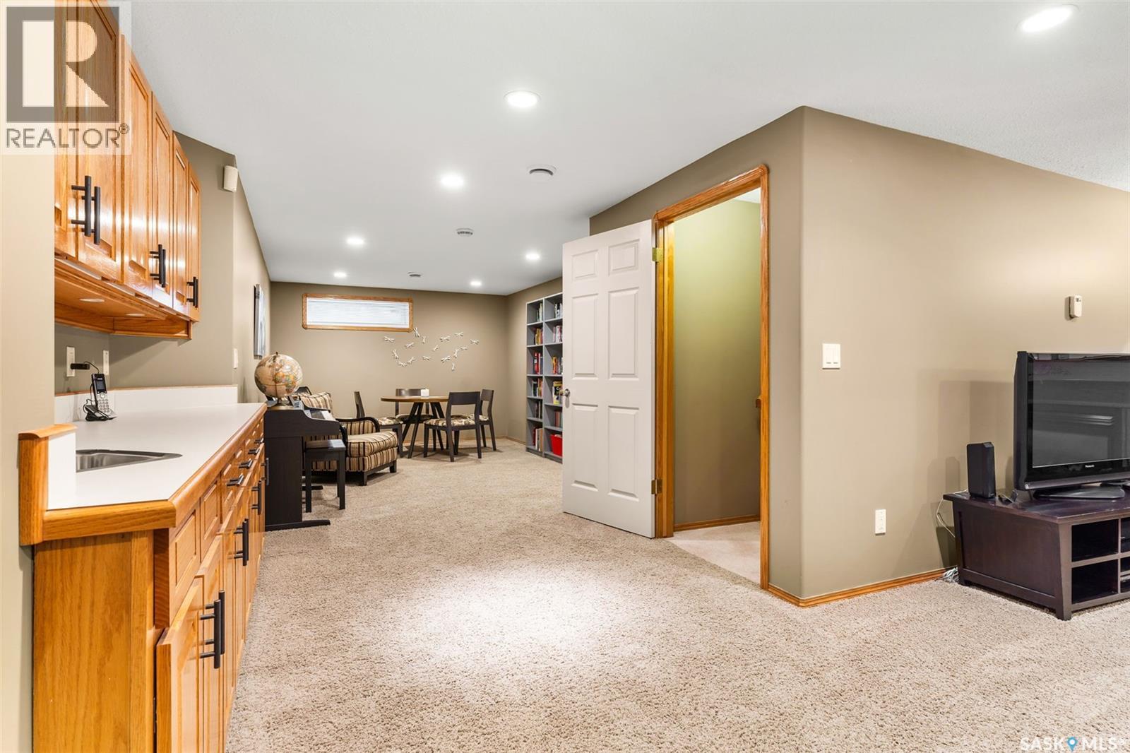 3023 Wimbledon Drive, Regina, Saskatchewan  S4V 2Y2 - Photo 34 - SK020465