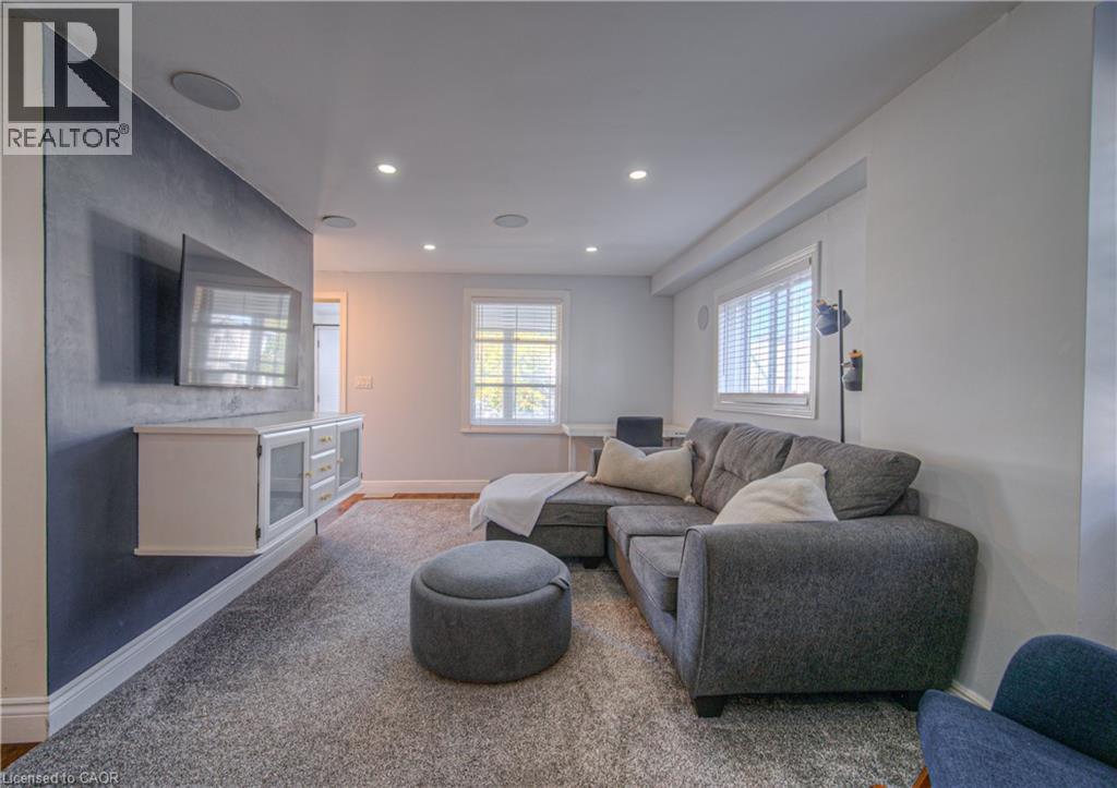 12 Jones Street, Stoney Creek, Ontario  L8G 3H8 - Photo 4 - 40778085