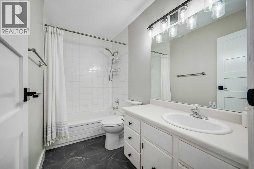 24, 2210 Oakmoor Drive Sw, Calgary, Alberta  T2V 4R4 - Photo 17 - A2263033