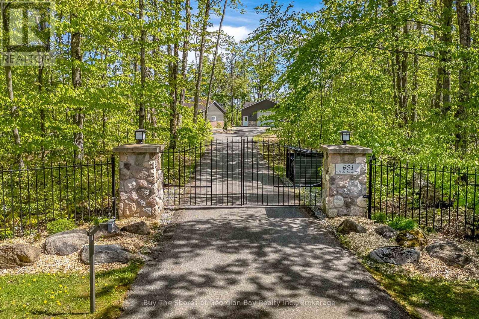 691 Mount St. Louis Road, Oro-Medonte, Ontario  L0L 1V0 - Photo 49 - S12456540