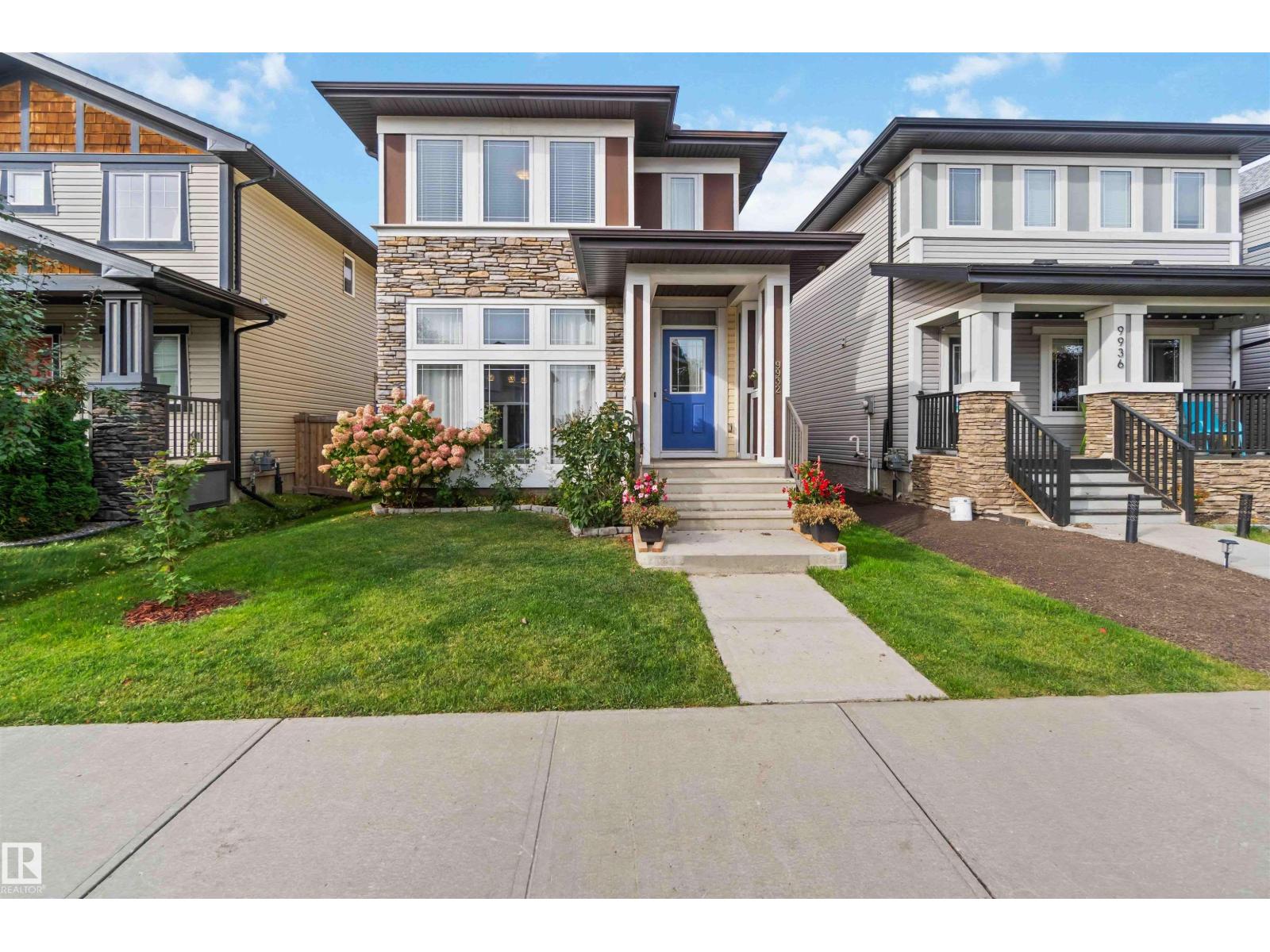 9932 221 ST NW, Edmonton, Alberta