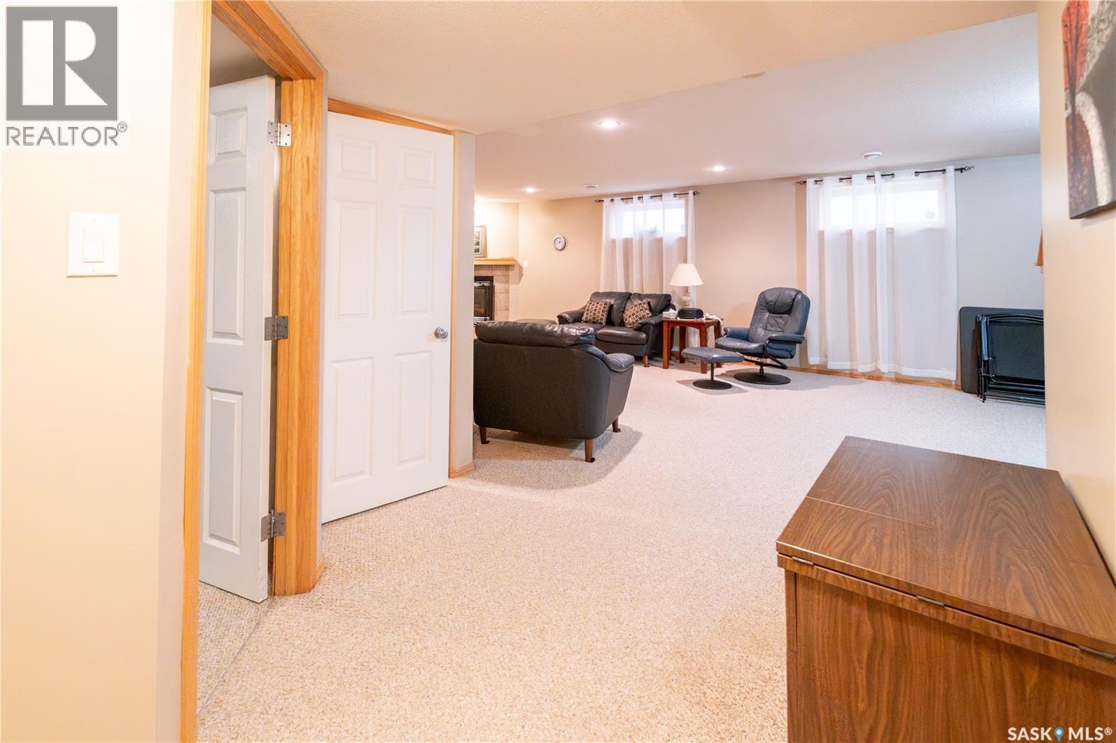 5114 Boswell Crescent, Regina, Saskatchewan  S4X 4S1 - Photo 31 - SK020537