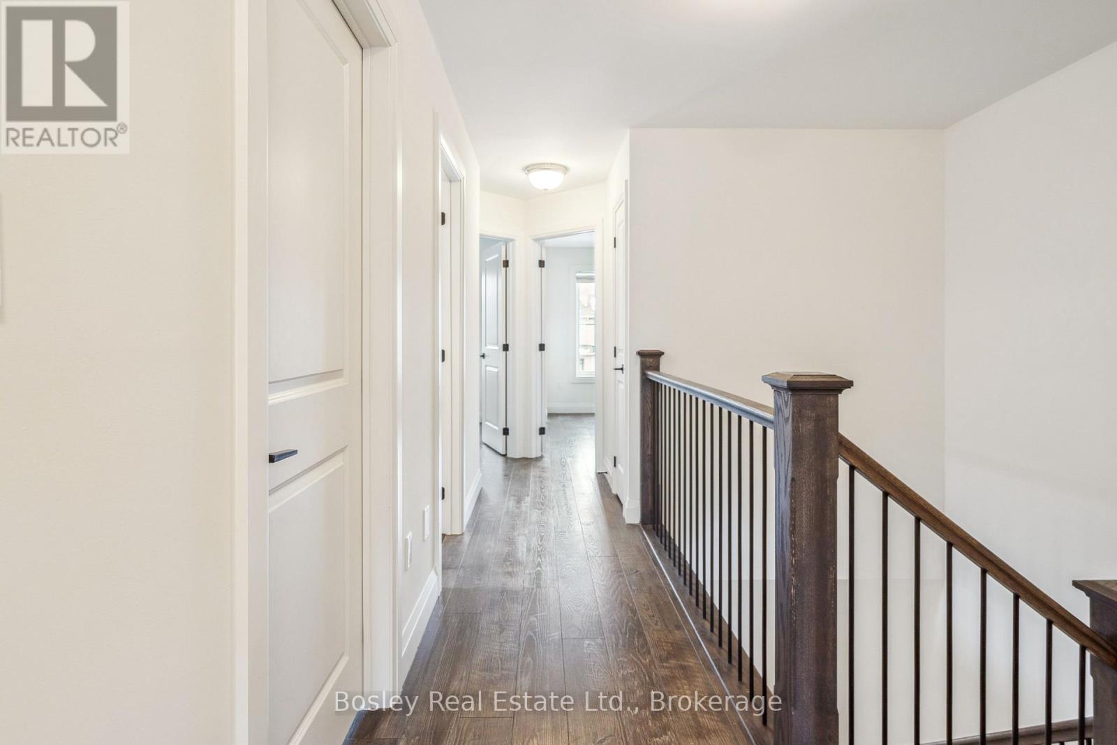 213 Yellow Birch Crescent, Blue Mountains, Ontario  L9Y 0R4 - Photo 15 - X12456533