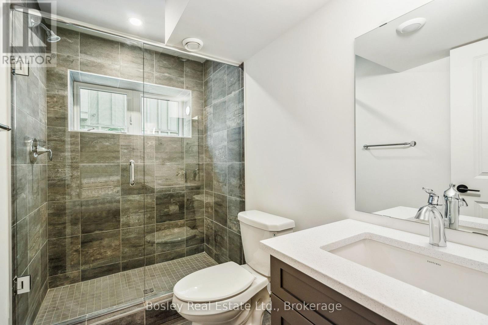 213 Yellow Birch Crescent, Blue Mountains, Ontario  L9Y 0R4 - Photo 31 - X12456533