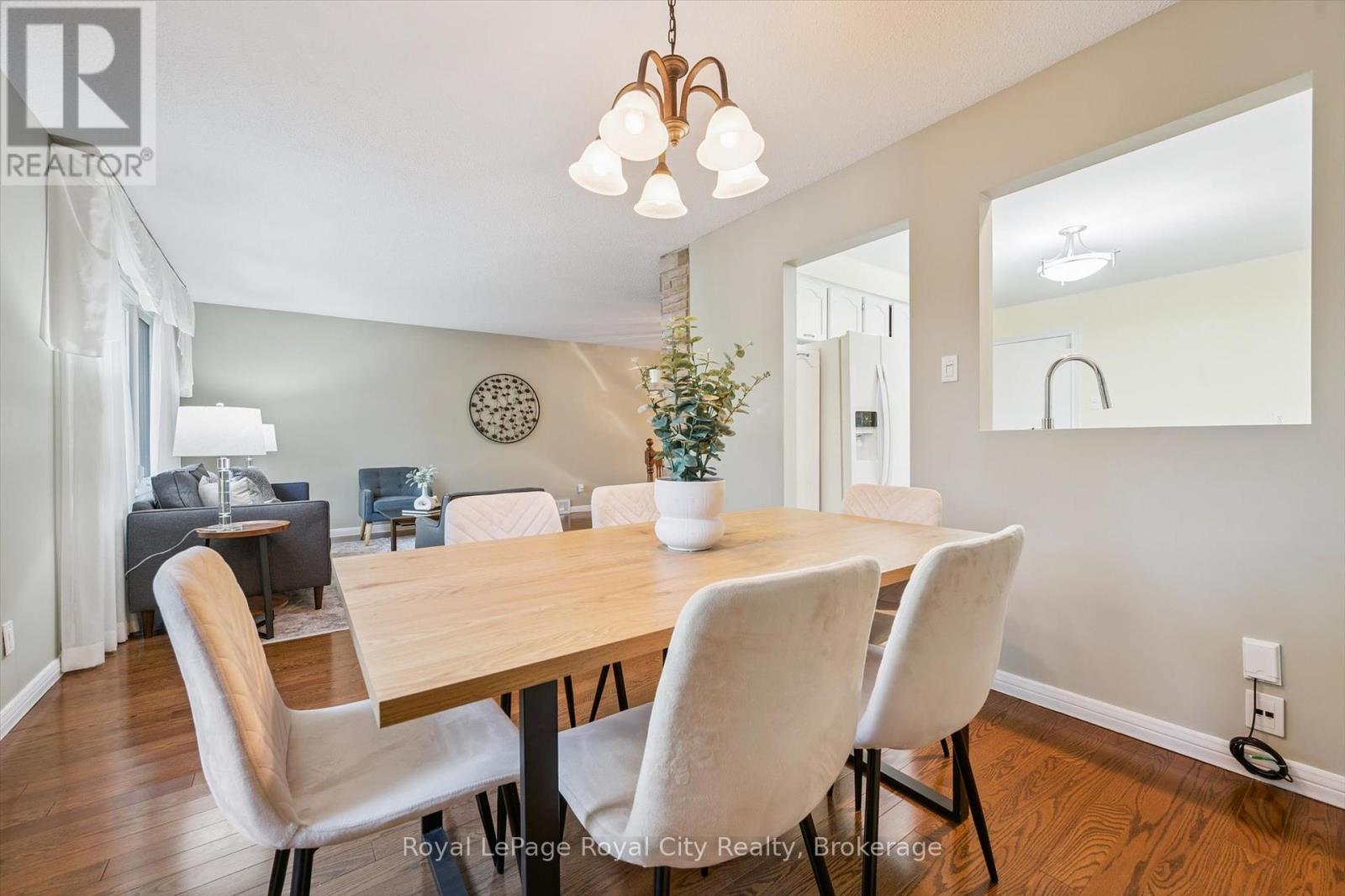 75 Shadybrook Crescent, Guelph, Ontario  N1G 3H6 - Photo 14 - X12456537