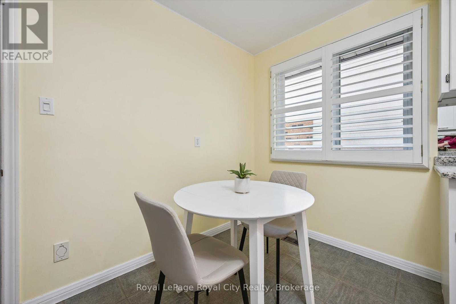 75 Shadybrook Crescent, Guelph, Ontario  N1G 3H6 - Photo 20 - X12456537