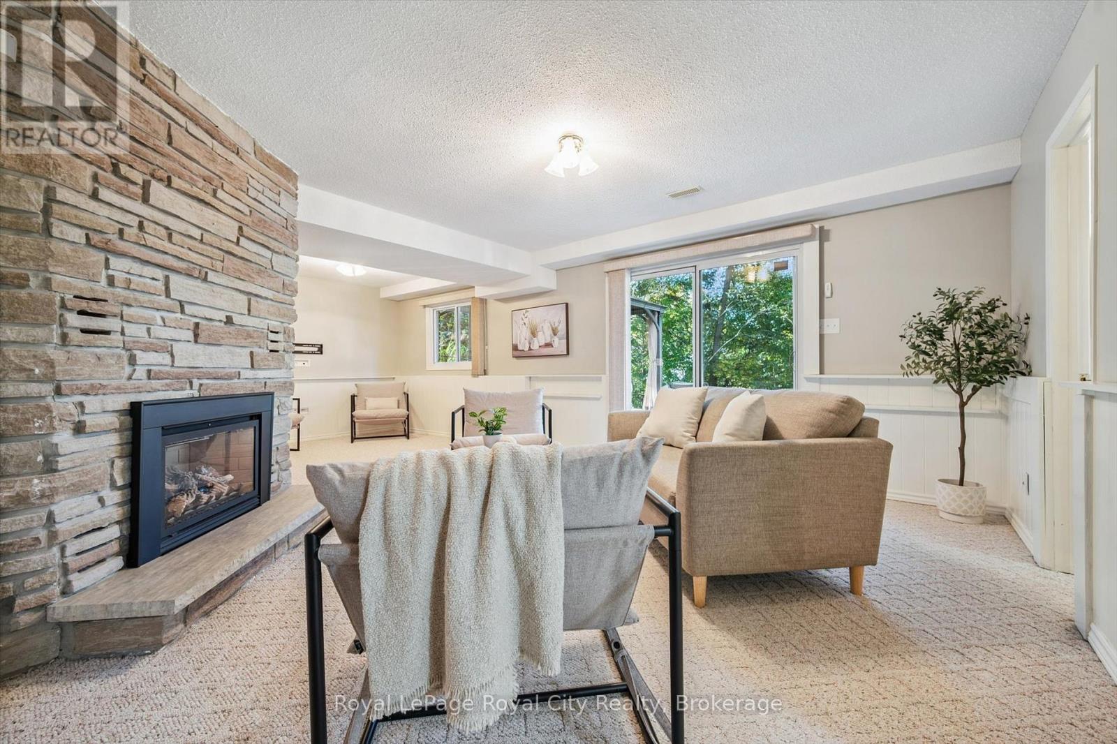 75 Shadybrook Crescent, Guelph, Ontario  N1G 3H6 - Photo 28 - X12456537