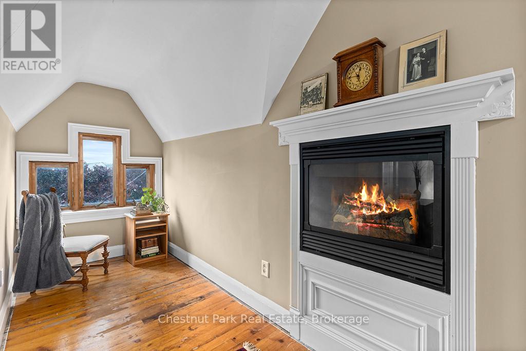 689 4th Avenue E, Owen Sound, Ontario  N4K 2N3 - Photo 41 - X12456546