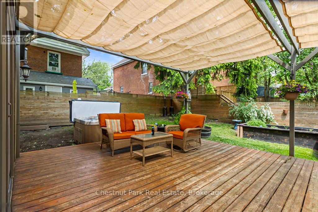 689 4th Avenue E, Owen Sound, Ontario  N4K 2N3 - Photo 46 - X12456546