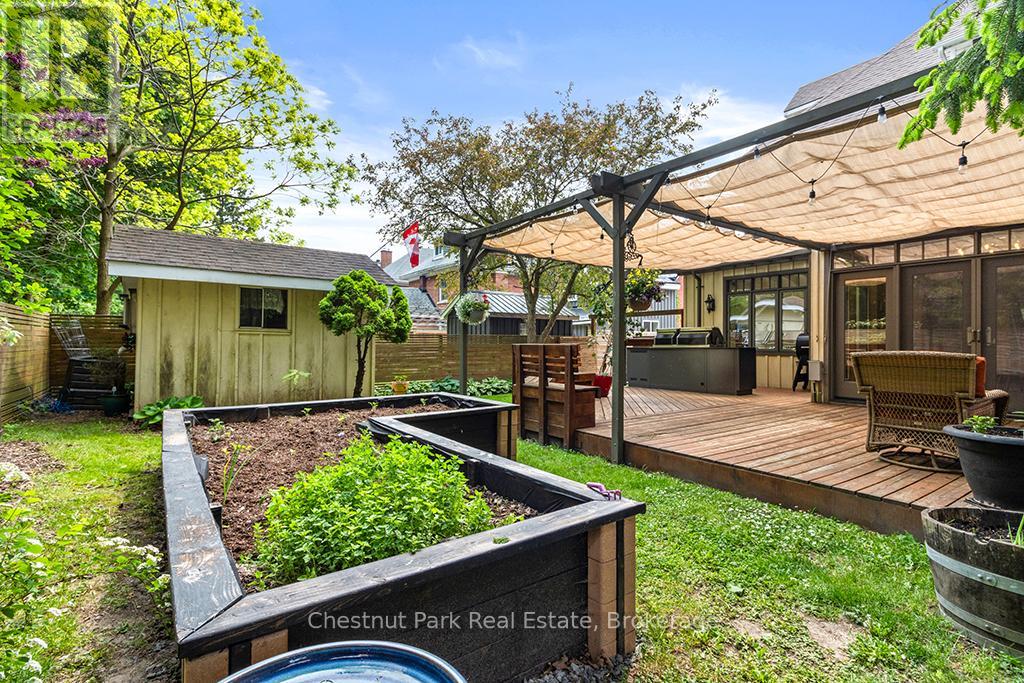 689 4th Avenue E, Owen Sound, Ontario  N4K 2N3 - Photo 47 - X12456546