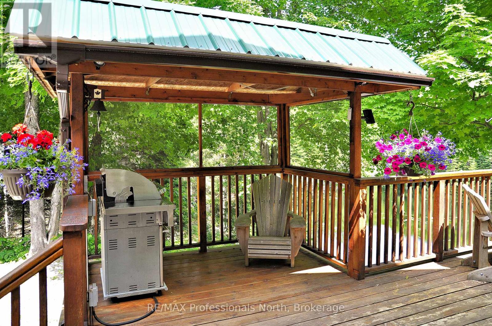 1966 Bacon Road, Minden Hills (Snowdon), Ontario  K0M 2A1 - Photo 11 - X12456562