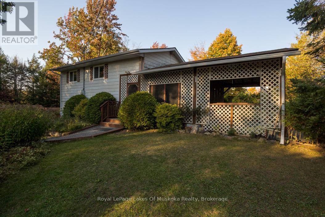 1397 Fraserburg Road, Bracebridge (Draper), Ontario  P1L 0A1 - Photo 1 - X12456579