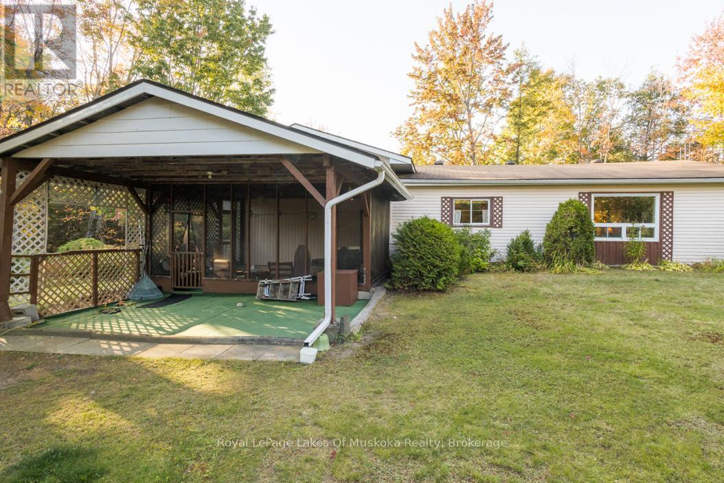 1397 Fraserburg Road, Bracebridge (Draper), Ontario  P1L 0A1 - Photo 11 - X12456579