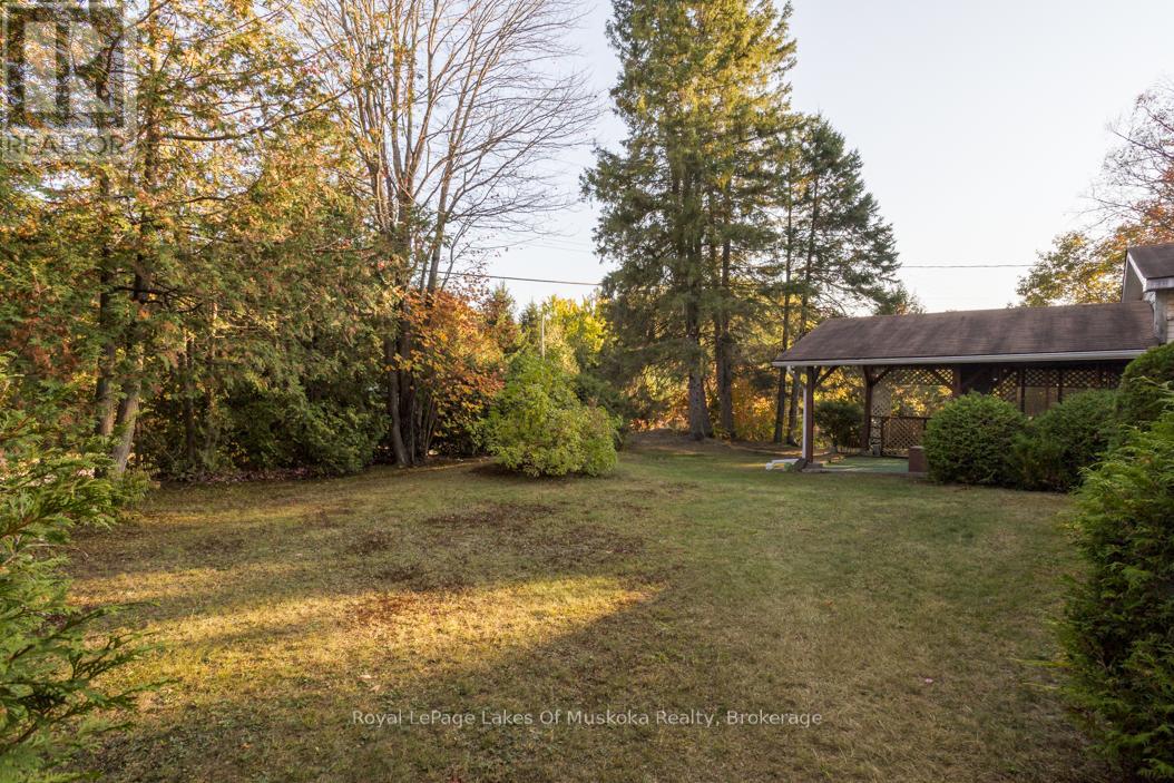 1397 Fraserburg Road, Bracebridge (Draper), Ontario  P1L 0A1 - Photo 14 - X12456579