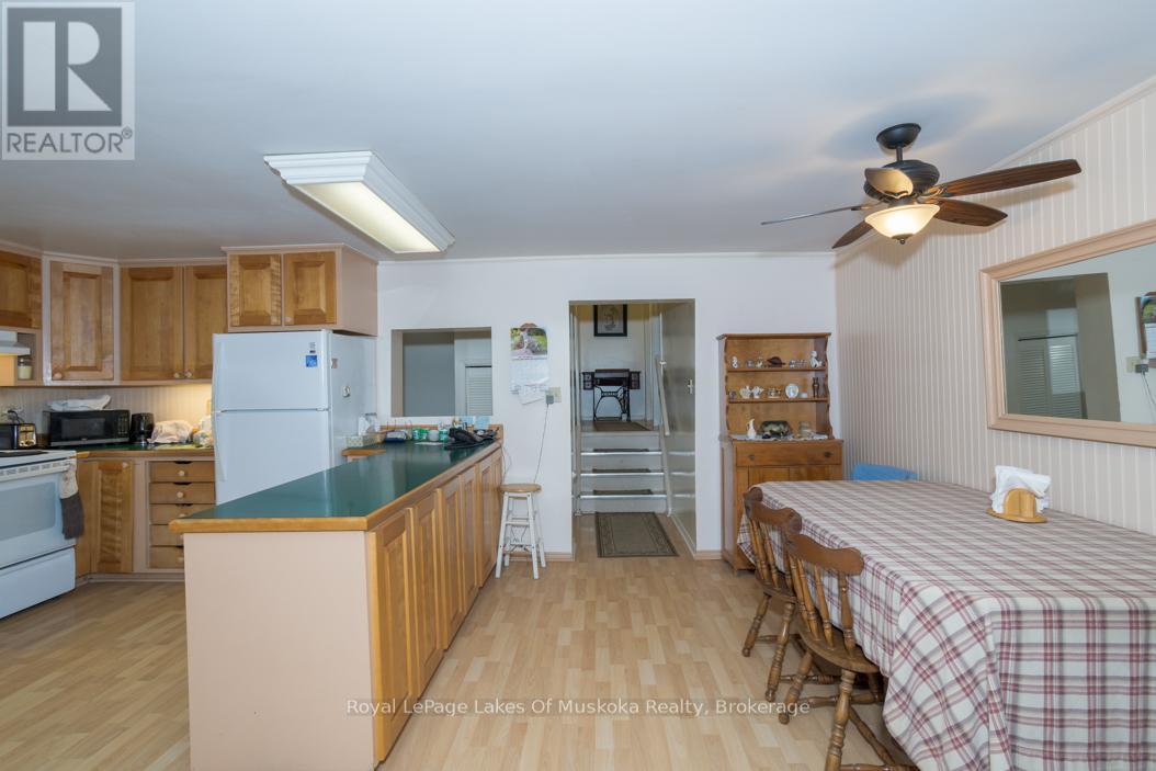1397 Fraserburg Road, Bracebridge (Draper), Ontario  P1L 0A1 - Photo 17 - X12456579