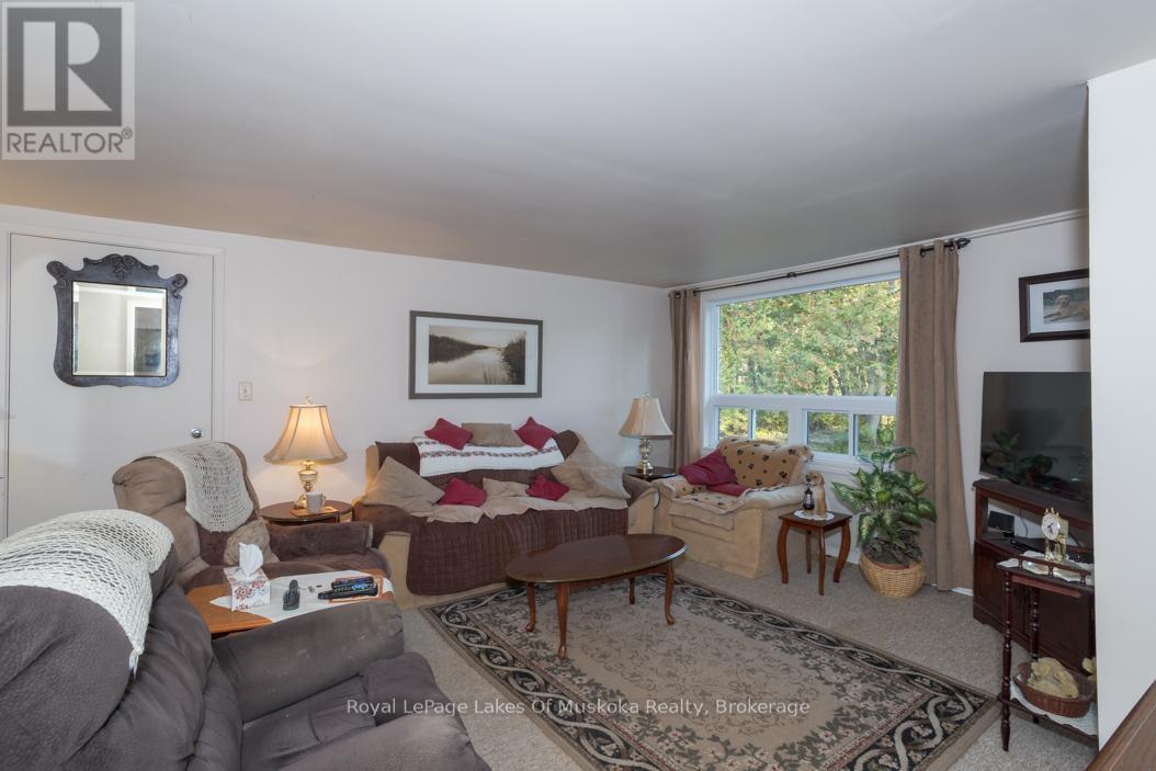 1397 Fraserburg Road, Bracebridge (Draper), Ontario  P1L 0A1 - Photo 19 - X12456579