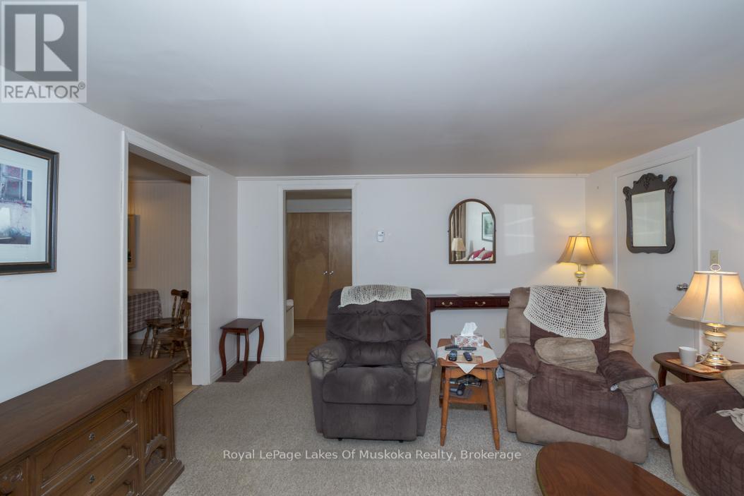1397 Fraserburg Road, Bracebridge (Draper), Ontario  P1L 0A1 - Photo 21 - X12456579