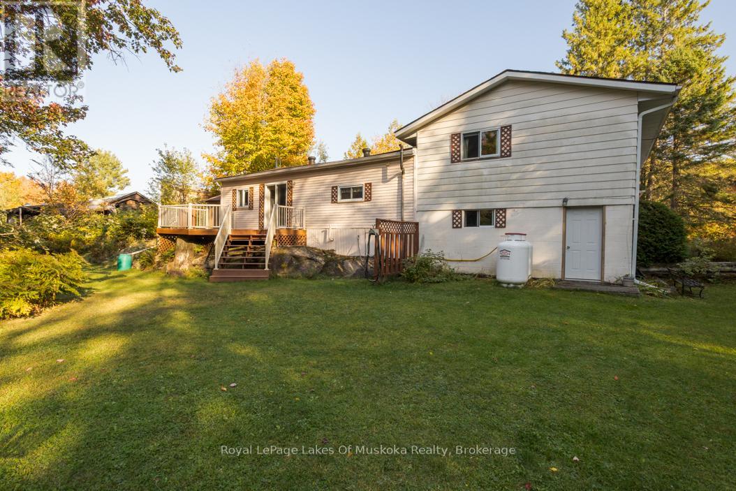 1397 Fraserburg Road, Bracebridge (Draper), Ontario  P1L 0A1 - Photo 4 - X12456579