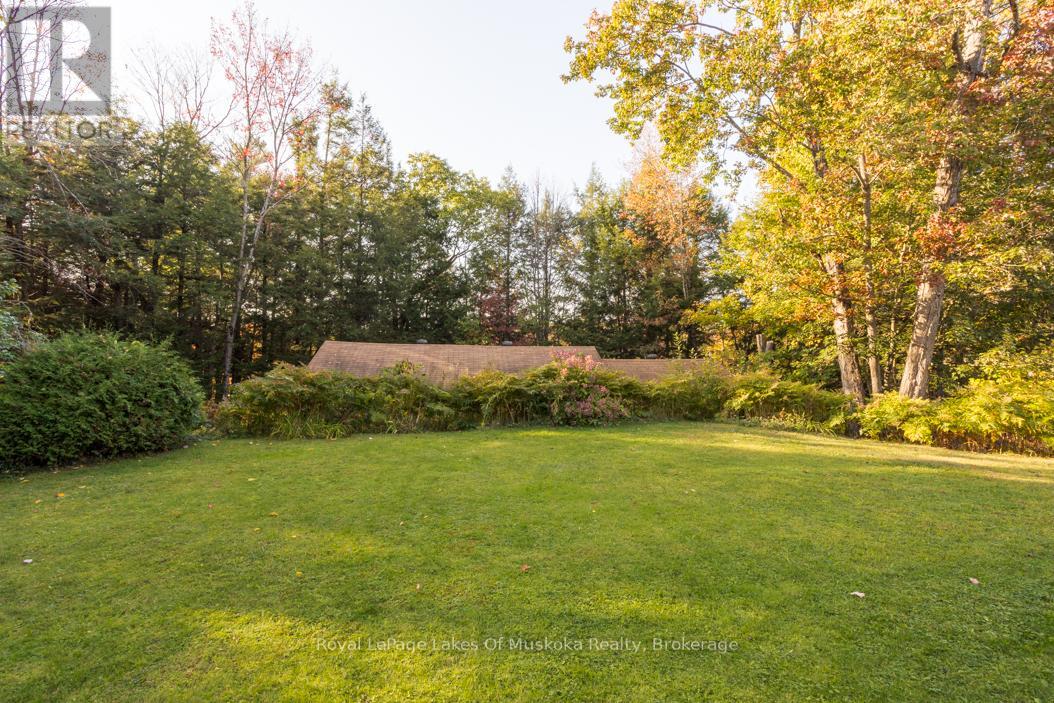 1397 Fraserburg Road, Bracebridge (Draper), Ontario  P1L 0A1 - Photo 9 - X12456579