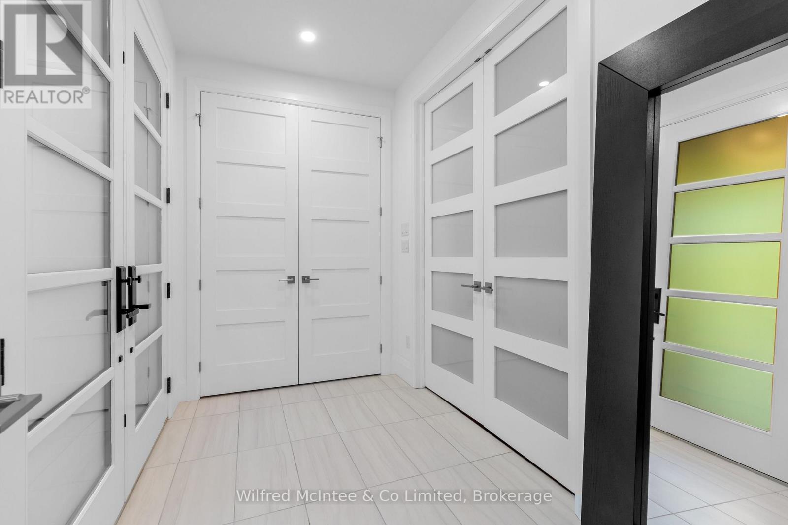 159 Upper Lorne Beach Road, Kincardine, Ontario  N0G 2T0 - Photo 11 - X12456653