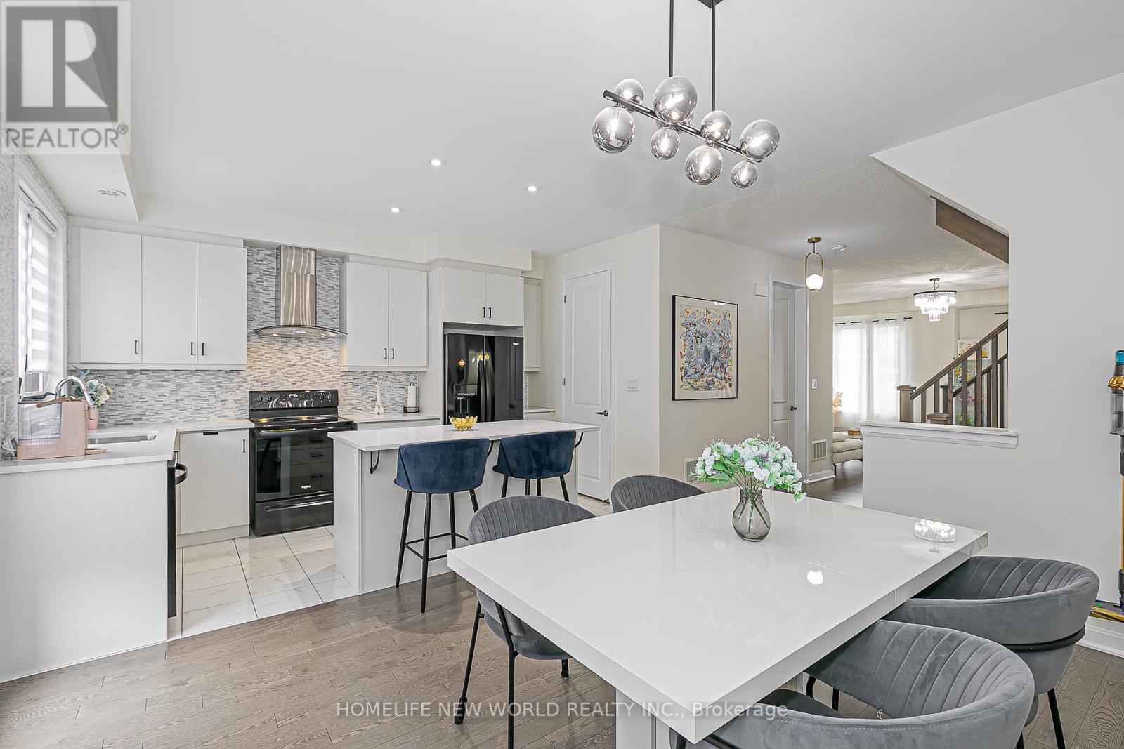 85 Casely Avenue, Richmond Hill, Ontario  L4S 0K7 - Photo 9 - N12427542