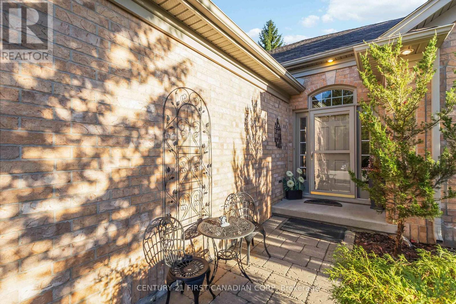 140 Mcgarrell Drive, London North (North R), Ontario  N6G 5J1 - Photo 8 - X12456574