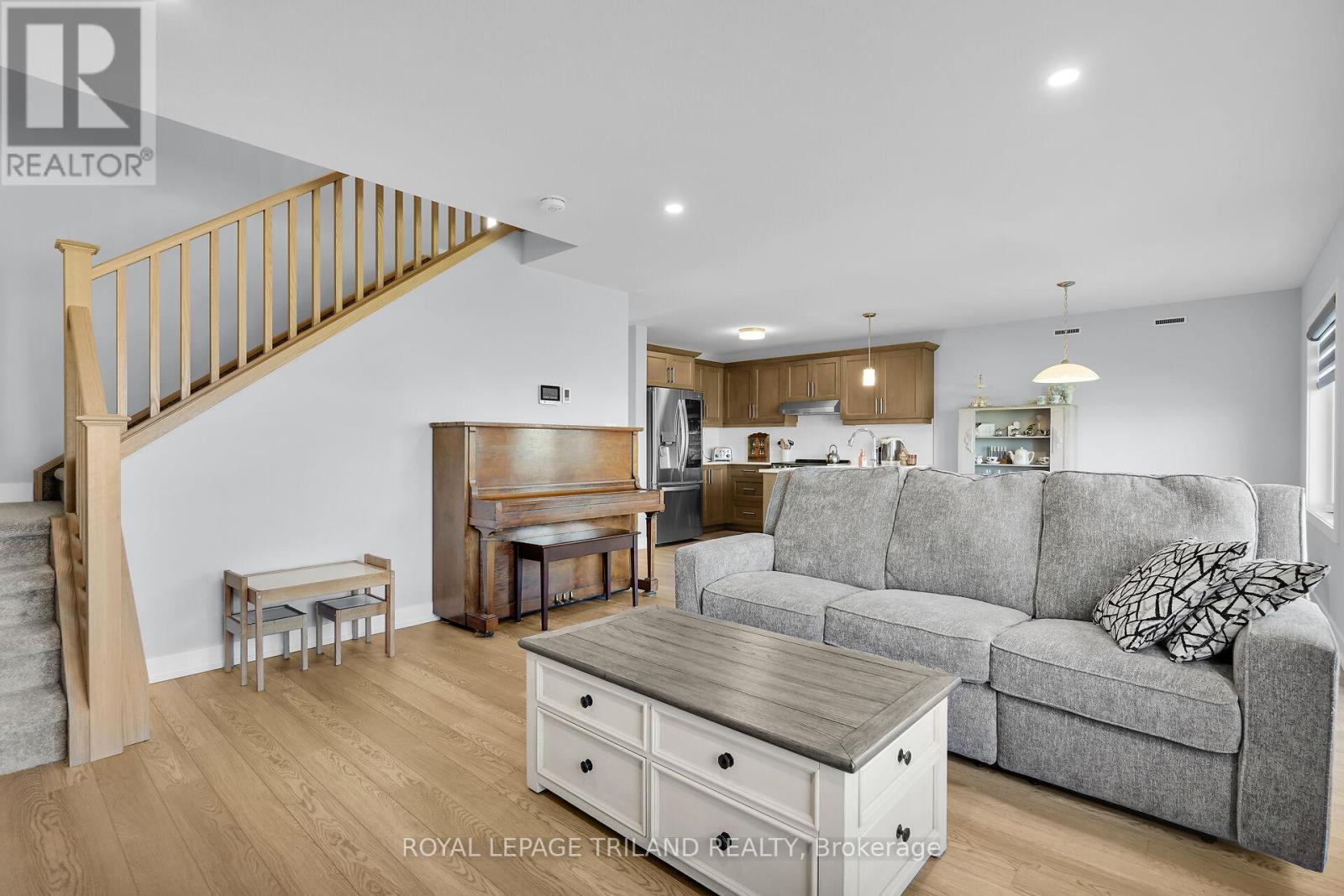 103 Empire Parkway, St. Thomas, Ontario  N6J 3K1 - Photo 18 - X12456577