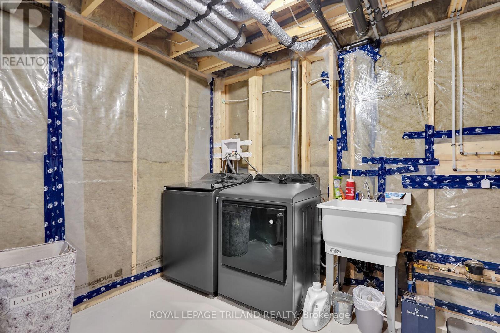 103 Empire Parkway, St. Thomas, Ontario  N6J 3K1 - Photo 38 - X12456577