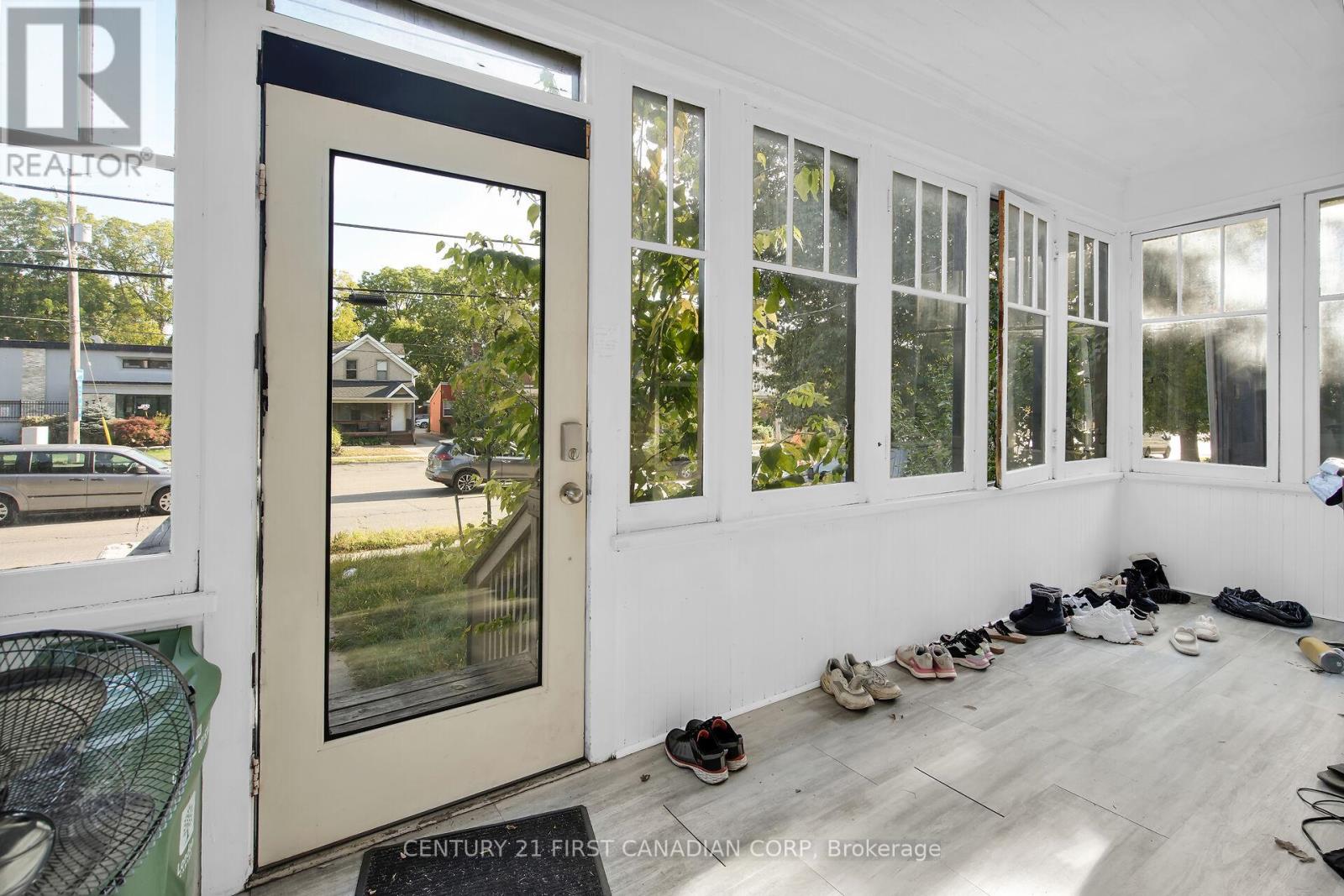 578 Oxford Street, London East (East B), Ontario  N5Y 3J1 - Photo 8 - X12456593