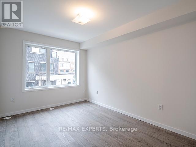 61 - 300 Alex Gardner Circle, Aurora, Ontario  L4G 1N4 - Photo 14 - N12456479