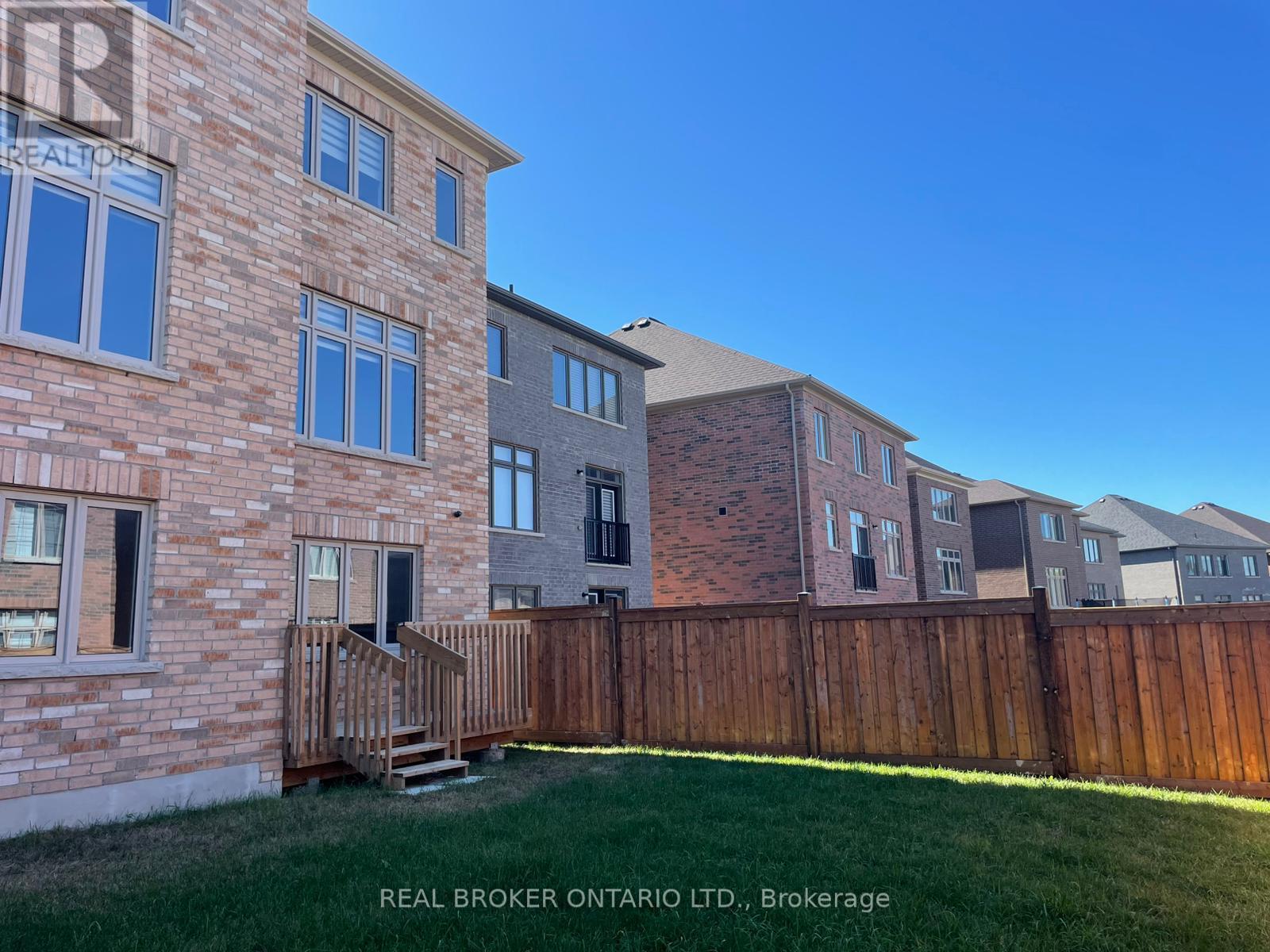 72 Kentledge Avenue, East Gwillimbury, Ontario  L9N 0V9 - Photo 34 - N12456483