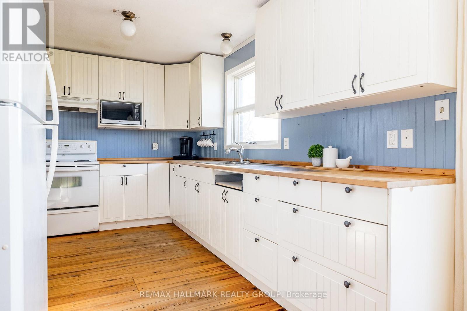 4200 Ashton Station Road, Beckwith, Ontario  K0A 1B0 - Photo 14 - X12456528