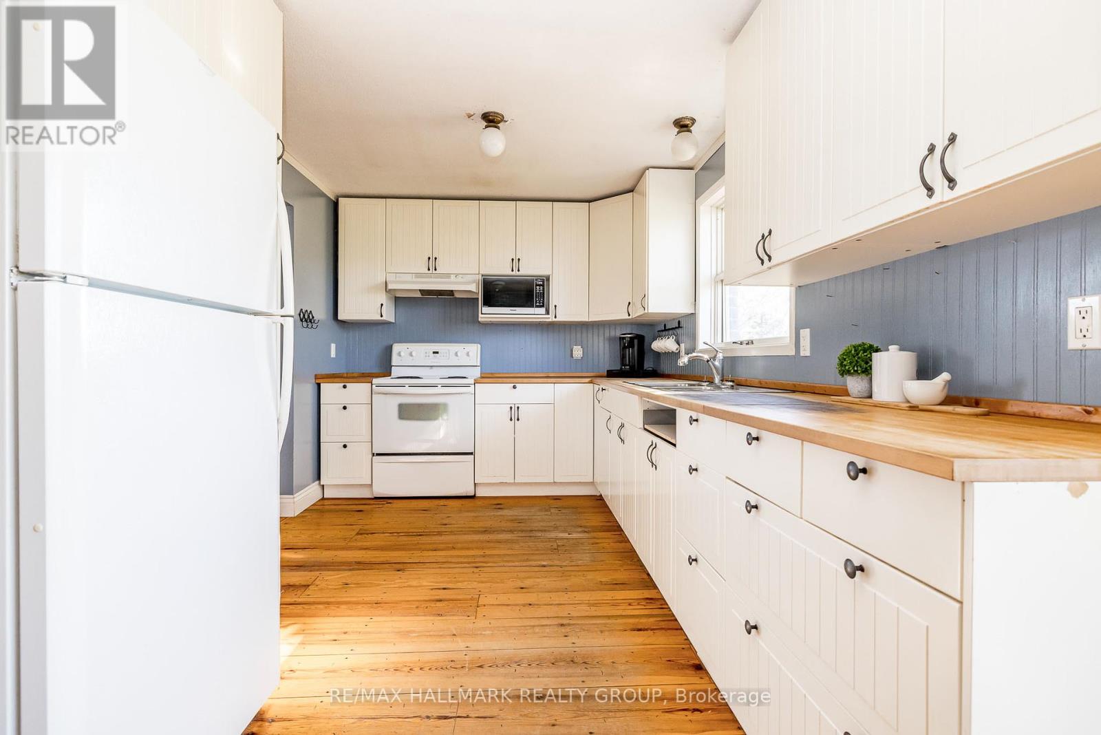 4200 Ashton Station Road, Beckwith, Ontario  K0A 1B0 - Photo 15 - X12456528