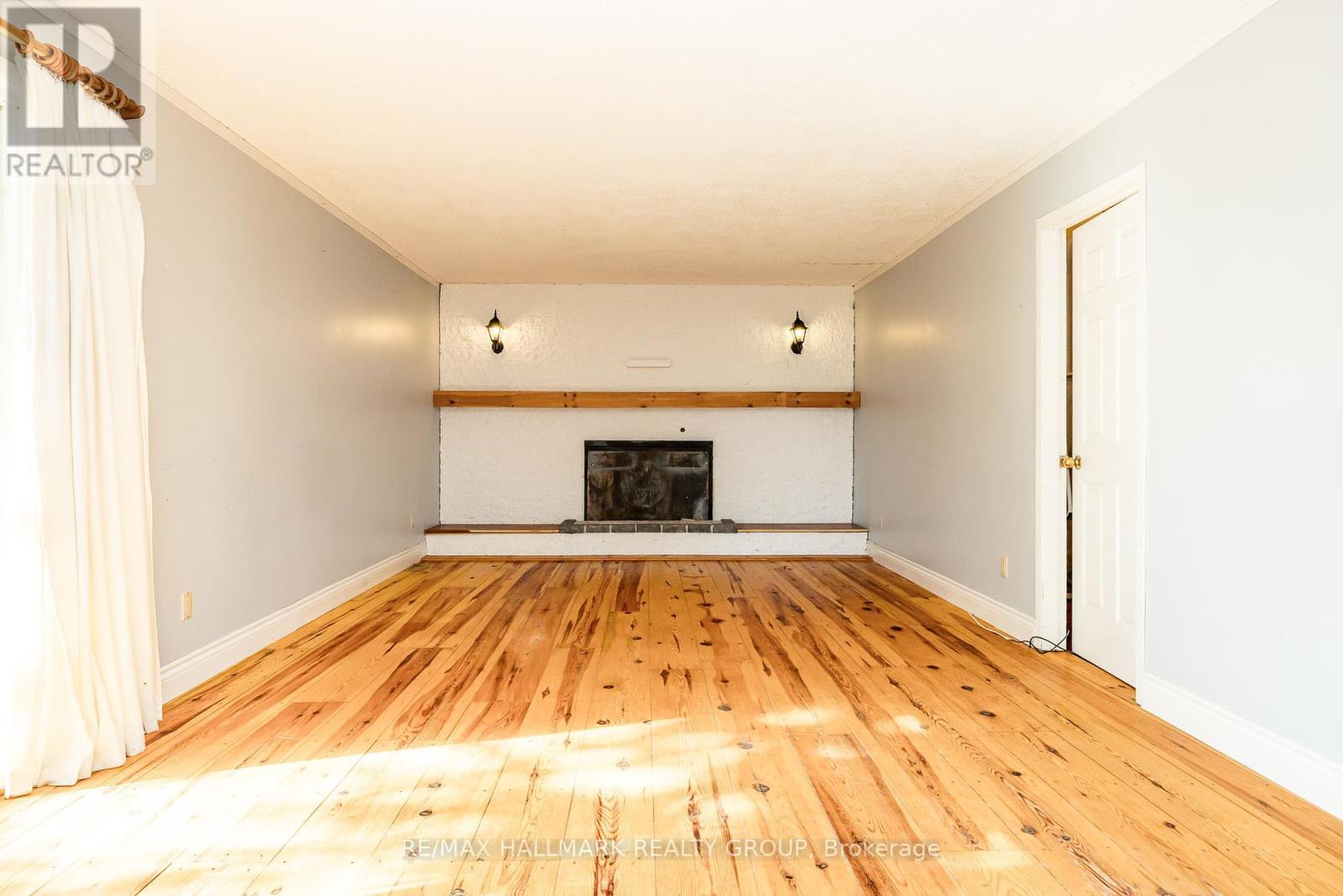 4200 Ashton Station Road, Beckwith, Ontario  K0A 1B0 - Photo 21 - X12456528