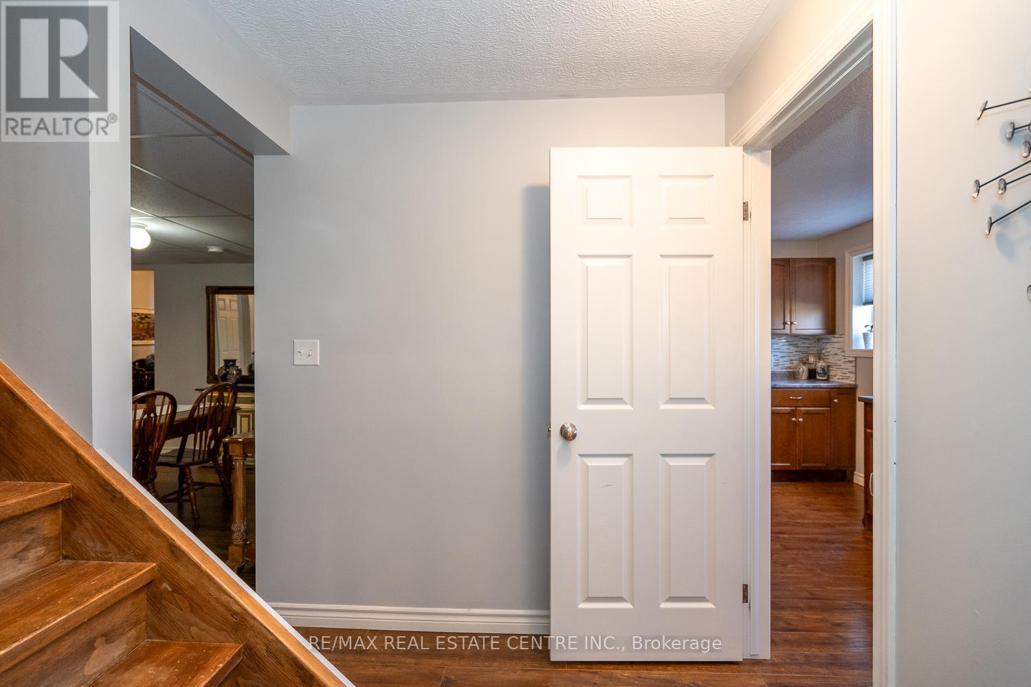 405 Minnie Street, North Huron, Ontario  N0G 2W0 - Photo 32 - X12115412