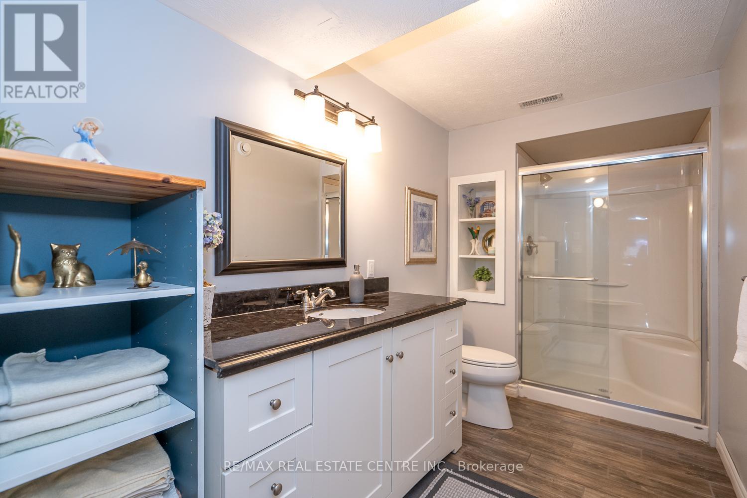 405 Minnie Street, North Huron, Ontario  N0G 2W0 - Photo 43 - X12115412