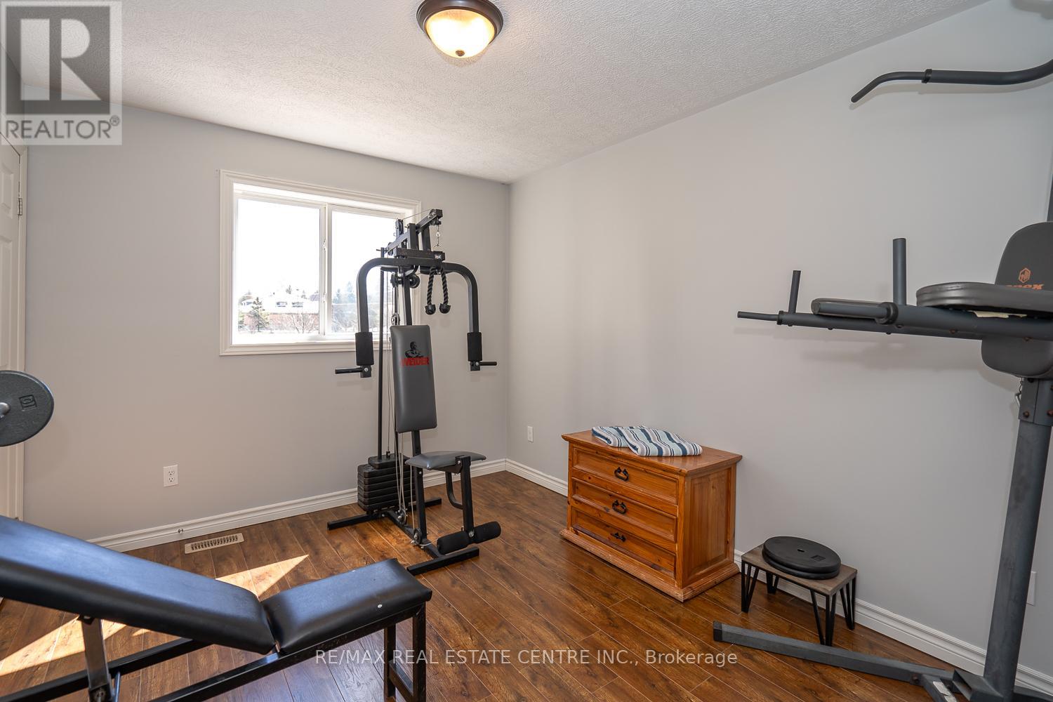 405 Minnie Street, North Huron, Ontario  N0G 2W0 - Photo 26 - X12115412
