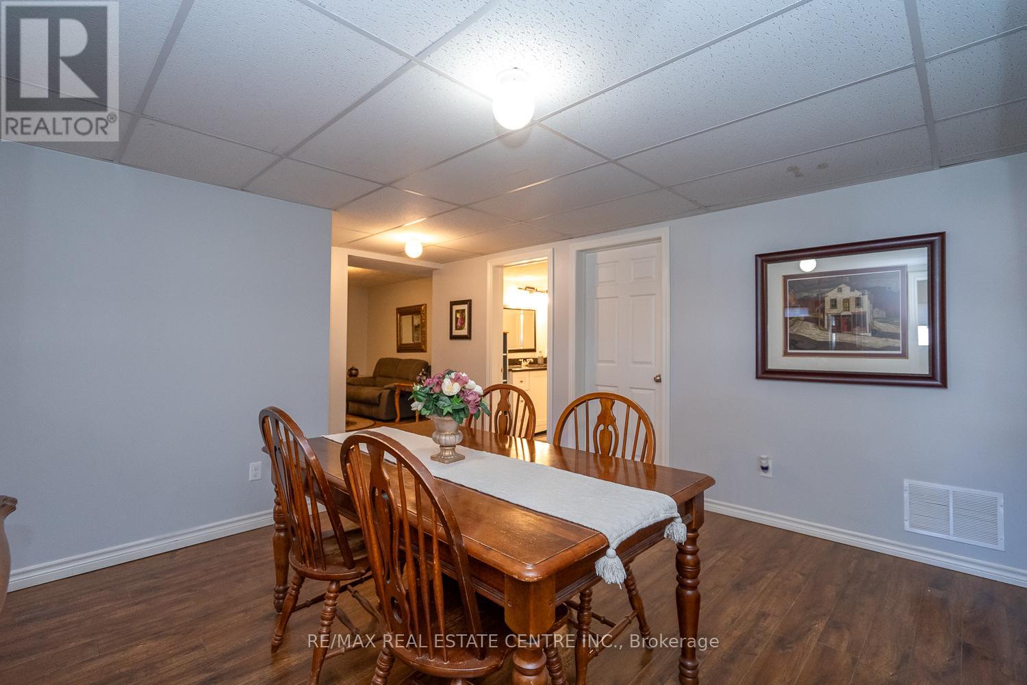 405 Minnie Street, North Huron, Ontario  N0G 2W0 - Photo 35 - X12115412
