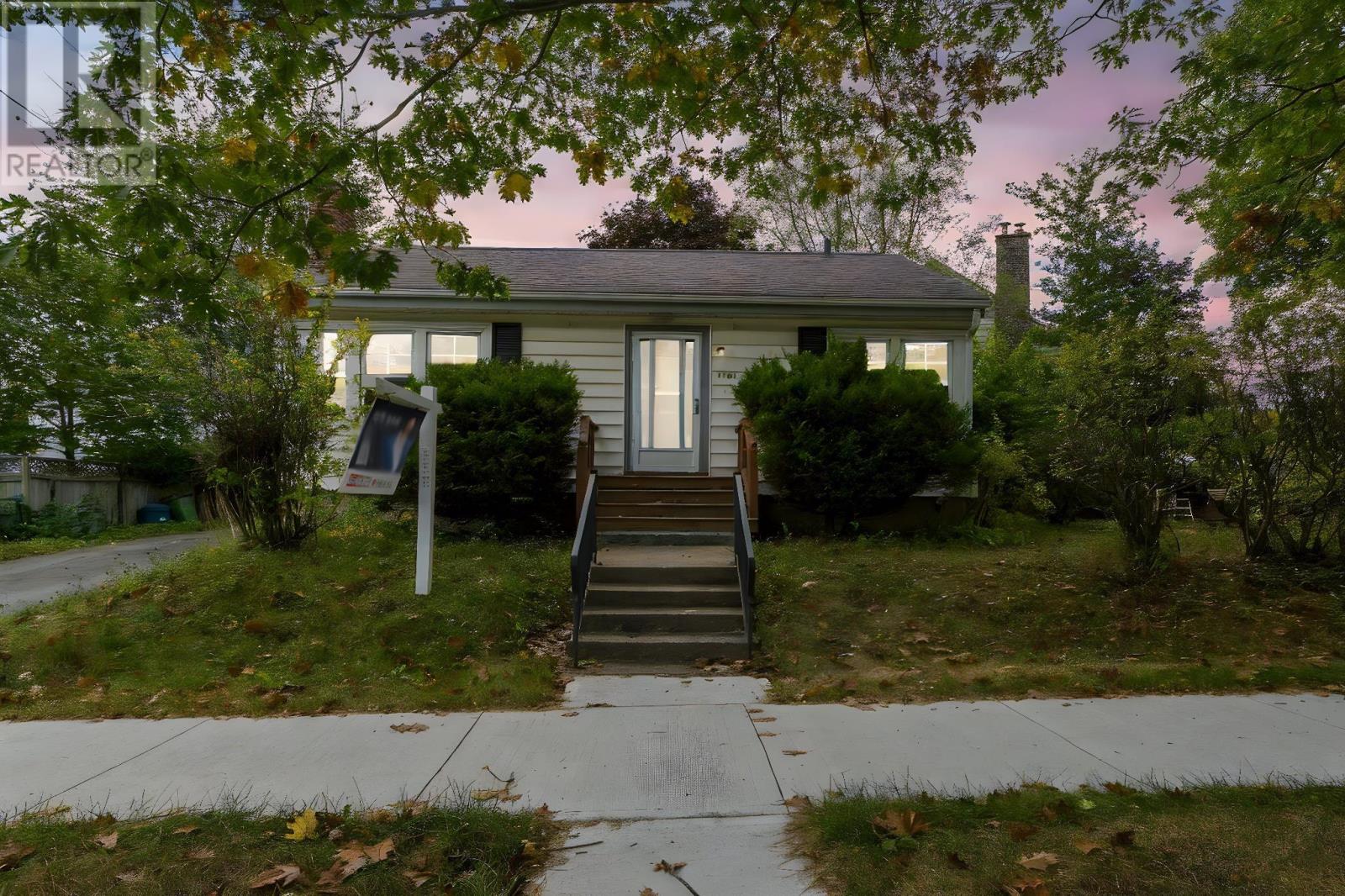 7142 Abbott Drive, Halifax, Nova Scotia  B3L 2L7 - Photo 1 - 202525478