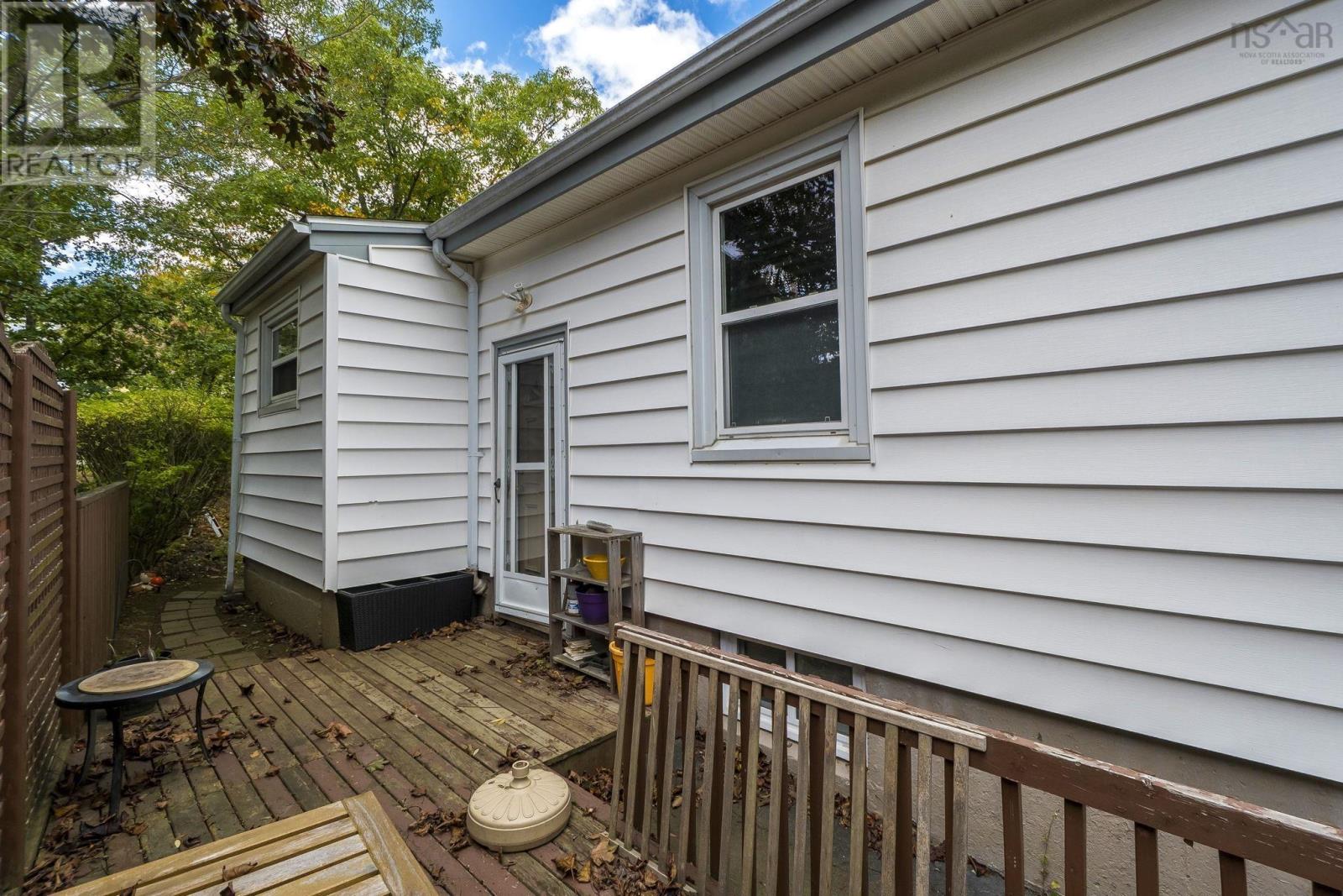 7142 Abbott Drive, Halifax, Nova Scotia  B3L 2L7 - Photo 39 - 202525478