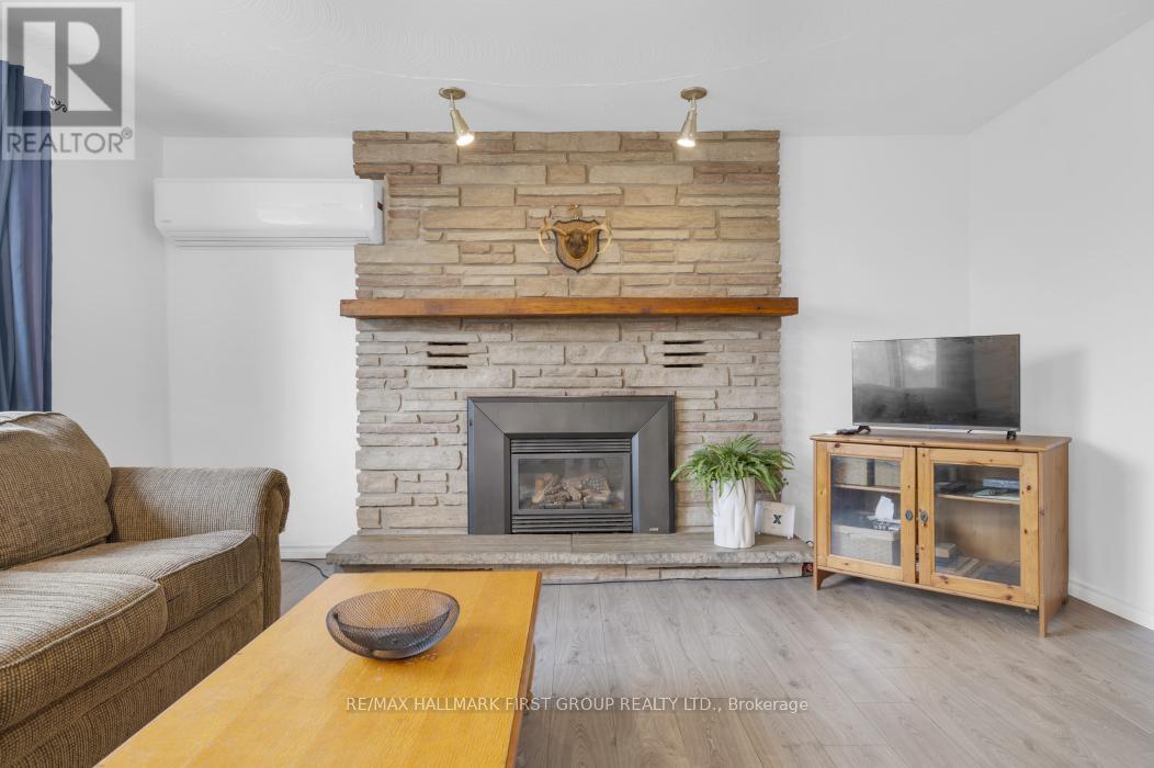 110227 Highway 7, Tweed (Elzevir (Twp)), Ontario  K0K 3J0 - Photo 11 - X12456520