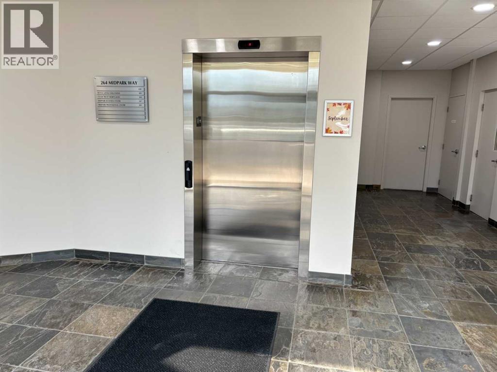 203, 264 Midpark Way Se, Calgary, Alberta  T2X 1J6 - Photo 4 - A2257286